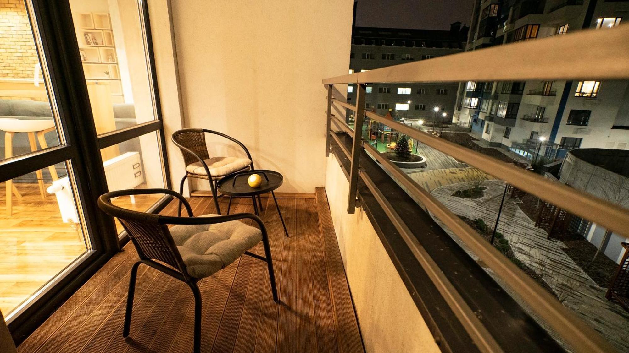 Loft Apartment Near Smart Plaza Polytech 基輔 外观 照片