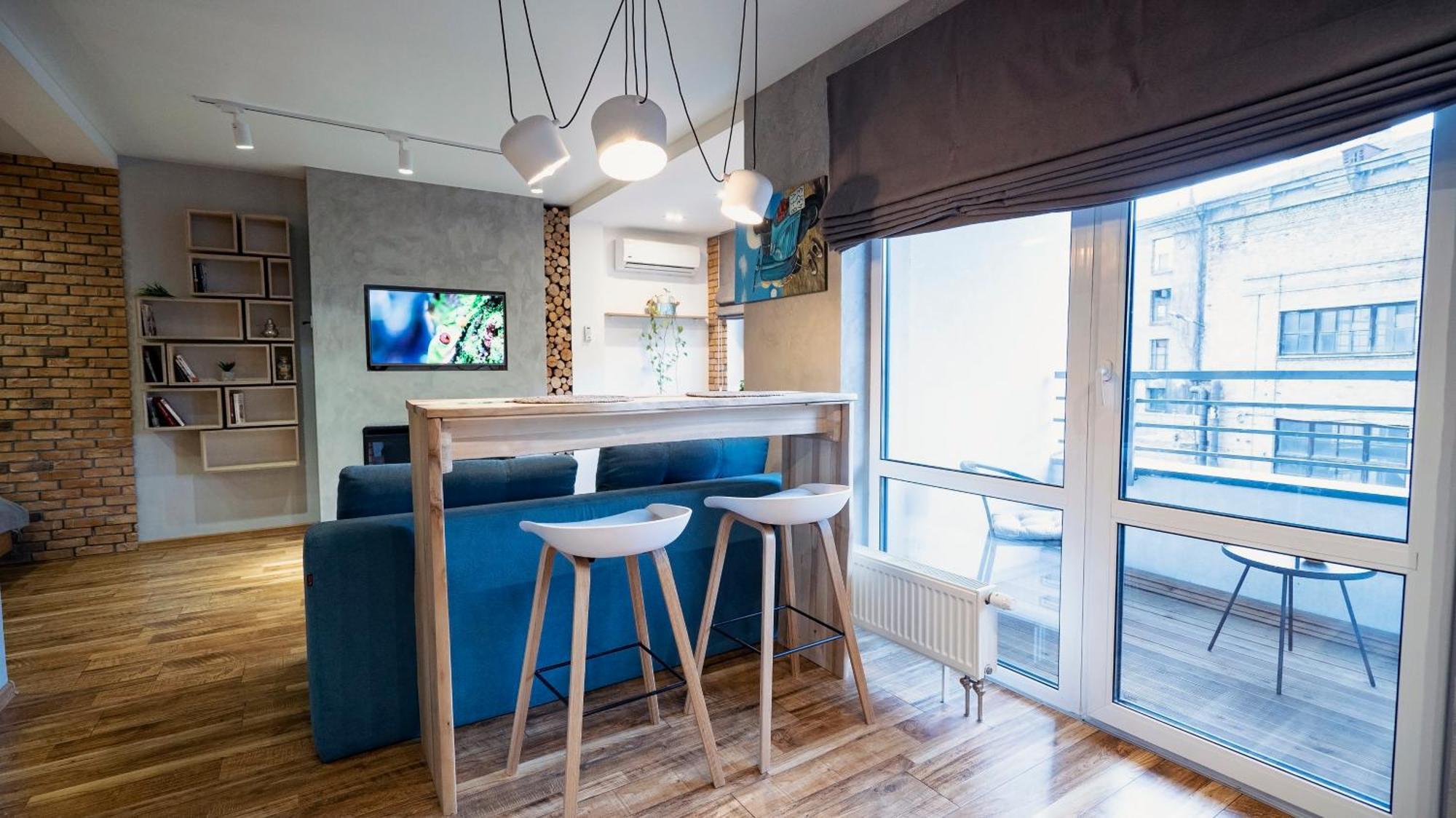Loft Apartment Near Smart Plaza Polytech 基輔 外观 照片